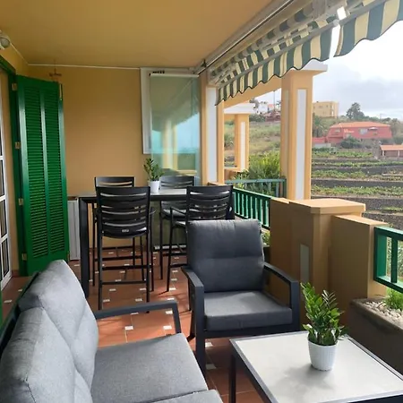 Vista Mar Azul Elegante Y Acogedor *