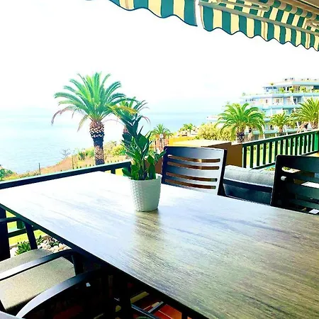 Vista Mar Azul Elegante Y Acogedor *