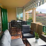 Vista Mar Azul Elegante Y Acogedor *