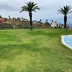 Vista Mar Azul Elegante Y Acogedor Apartamento